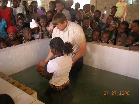 baptizing2.jpg